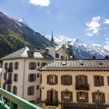 Belle Epoque - Happy * Chamonix